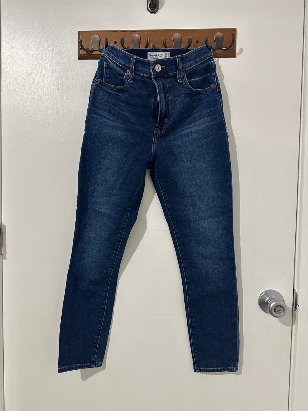 Abercrombie & Fitch Women's High-Rise Indigo Skinny Jeans